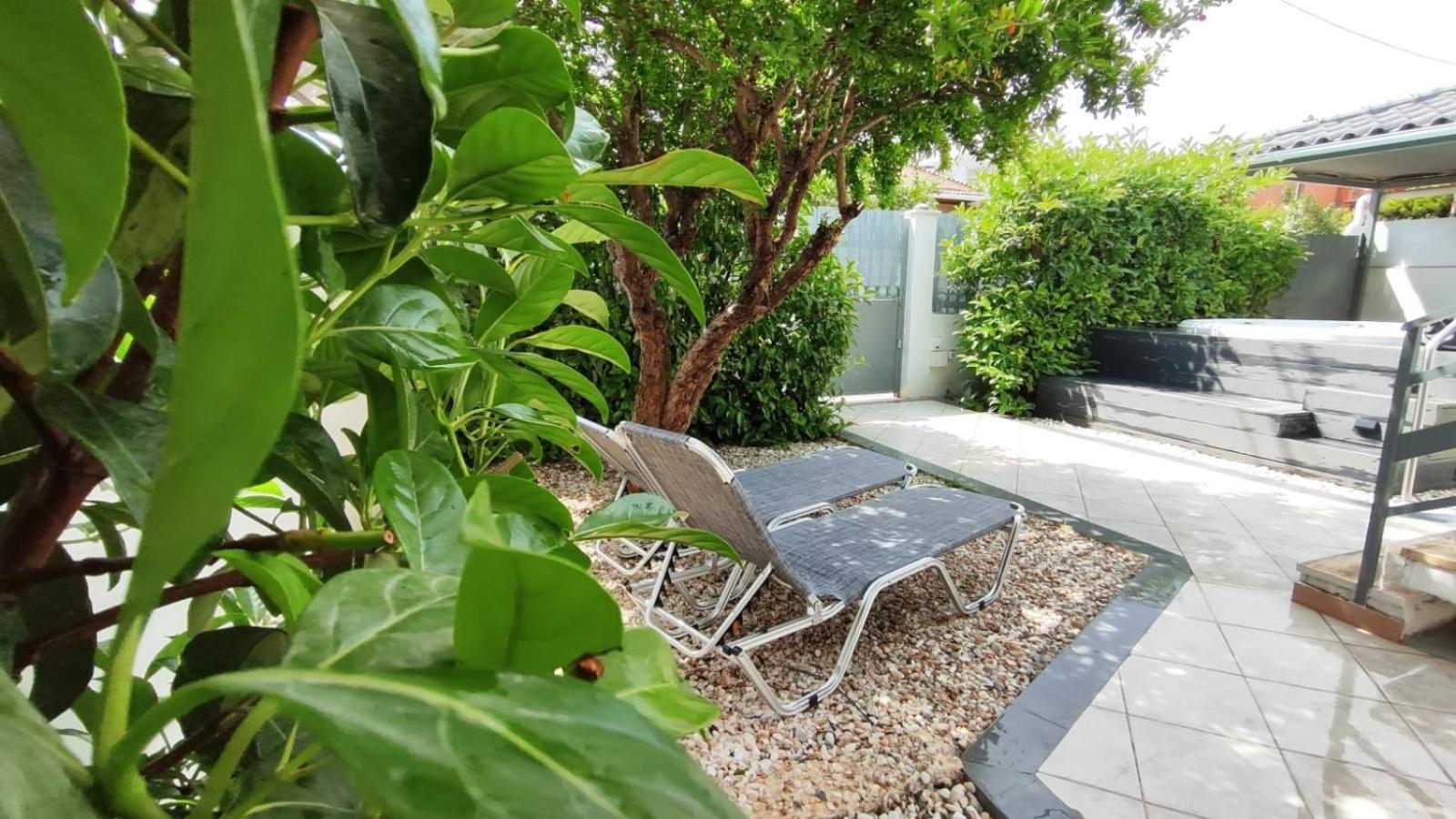 Seaside House In Nea Makri Villa Luaran gambar